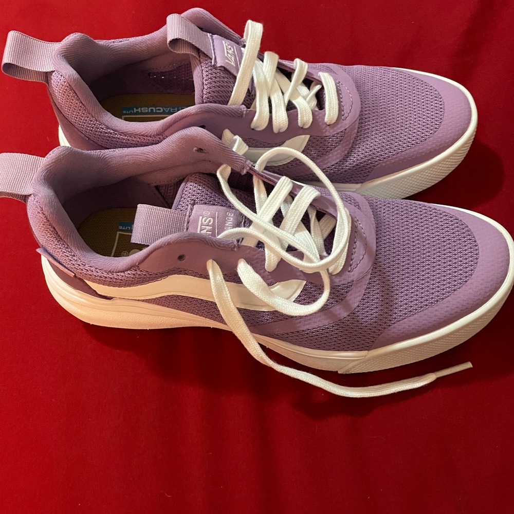 Vans (purple)